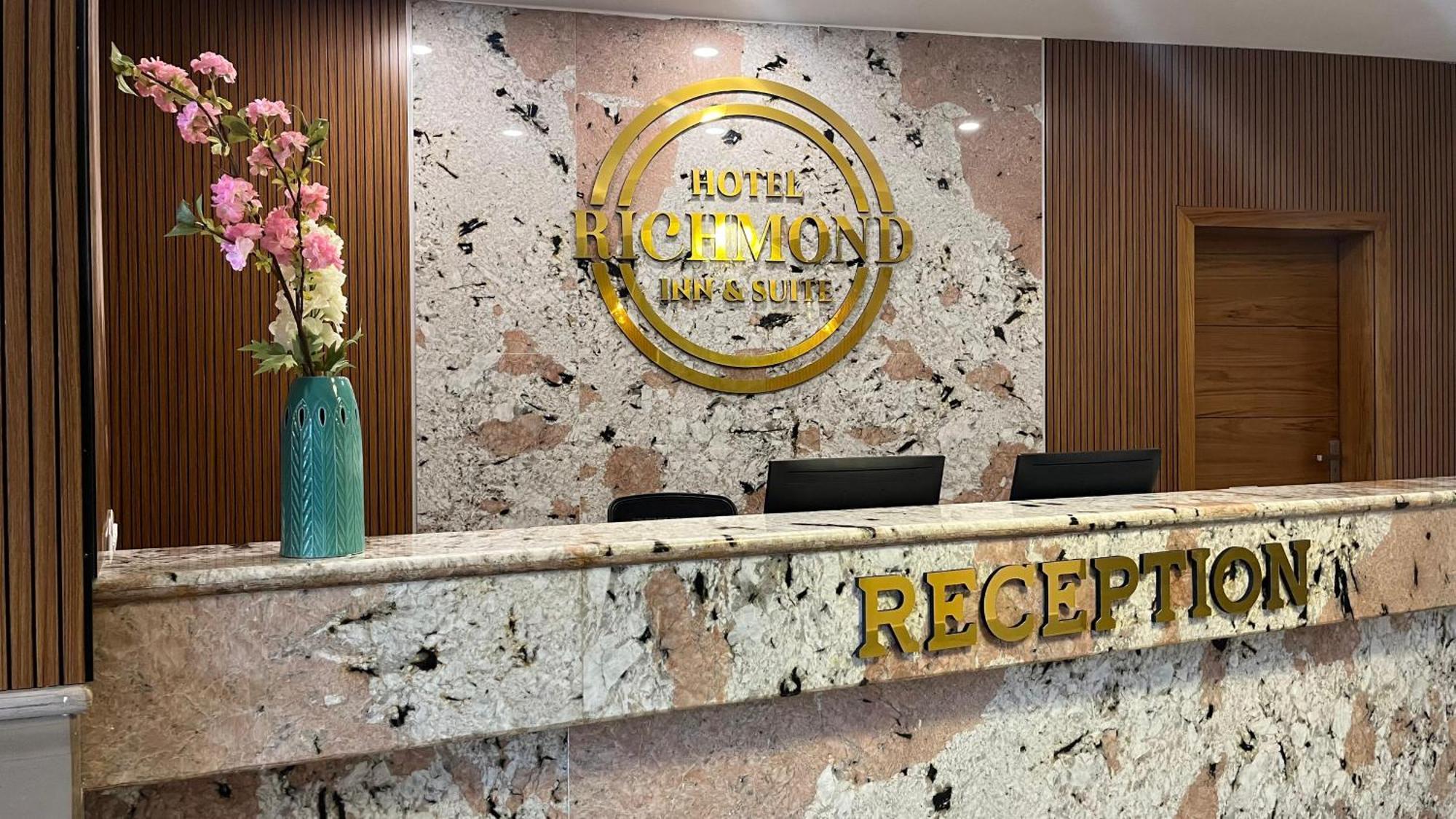 Richmond Inn And Suites 马尼帕尔 外观 照片